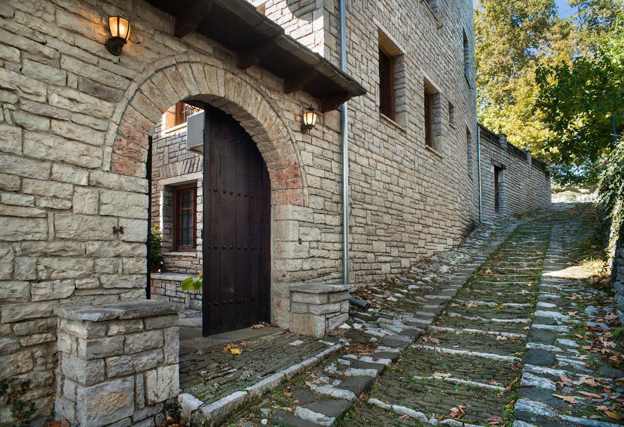 En Chora Vezitsa Hotel Vitsa Buitenkant foto